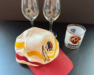 Redskins wine glasses, single glass and cap