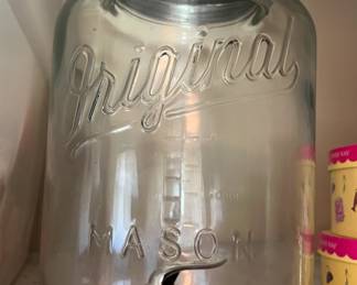 Large Mason jar beverage server