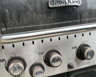 Broil King gas grill