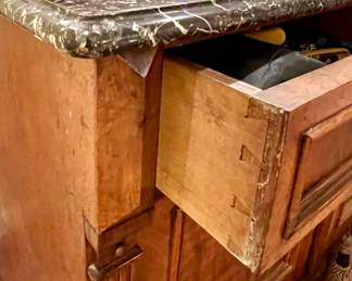 Marble Top Dry Sink with Vanity Mirror Dovetail Detail