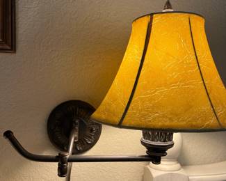 Swingarm Wall Lamp