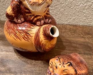 Cardew Collectibles Alice in Wonderland items