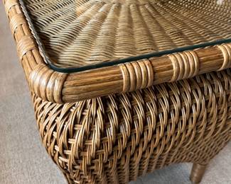Wicker Glass Top Coffee Table Detail