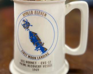 Apollo 11 commemorative mug (1 of 2)