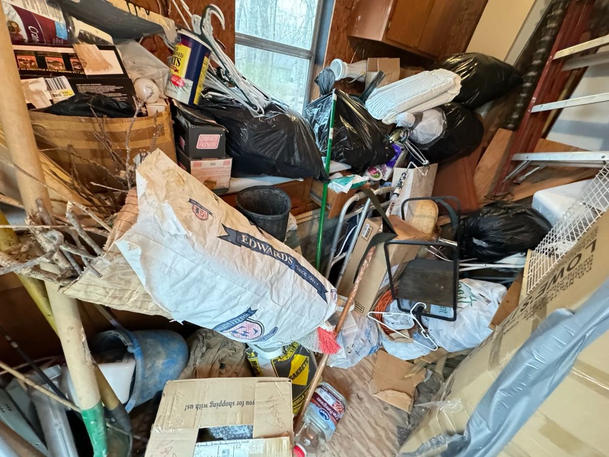 Franklin, TN Estate Sale (Plenty of Antiques,... starts on 5/24/2024