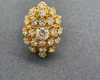 14 Kt Yellow Gold Multi-diamond Ring - Approximately 2.75 Carats Total Weight