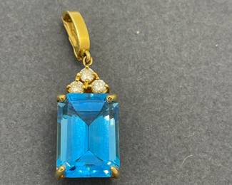 14 Kt Yellow Gold, Blue Topaz & Diamond Pendant