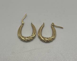 10 Kt Yellow Gold Hoop Earrings