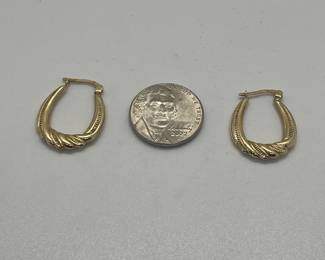 10 Kt Yellow Gold Hoop Earrings