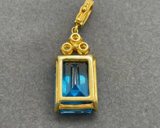 14 Kt Yellow Gold, Blue Topaz & Diamond Pendant