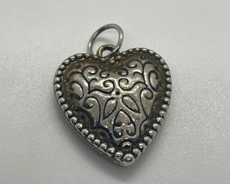 Silver Etched Heart Pendant