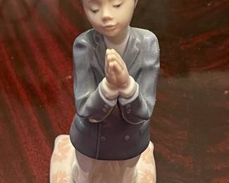 This Sale has a Ton of Lladro and Other Figurines