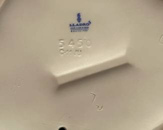 This Sale has a Ton of Lladro and Other Figurines