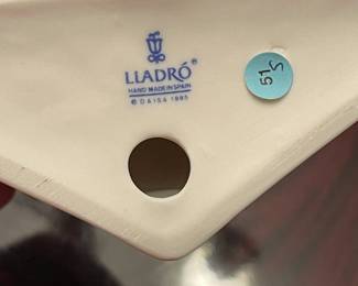 This Sale has a Ton of Lladro and Other Figurines