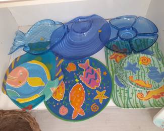 Plastic Dishware, Chip/Dip, Trays, Plates