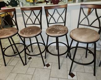 Set of 4 Swivel Bar Stools