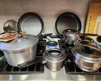 Pots -Pressure Cooker