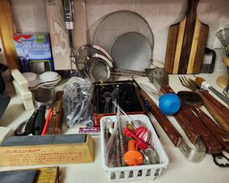 Utensils- Knife Sharpening Block