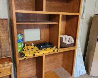 Oak room divider case