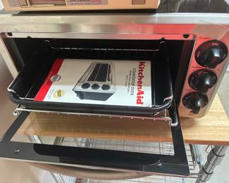 Inside view of Kitchenaid countertop oven