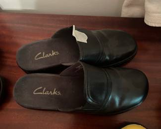 Clarks - size 7M