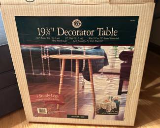 Decorator table - new in box