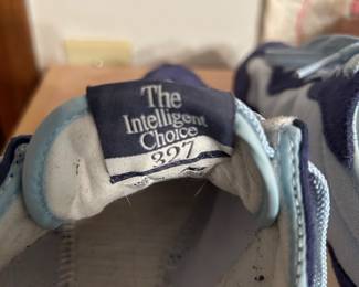 Label in tennis shoes 