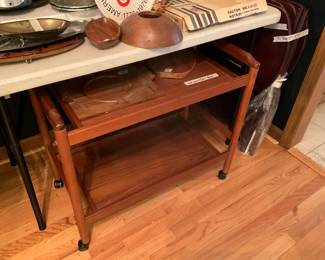 Wooden rolling cart with 2 cutting boards