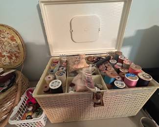 Sewing basket 