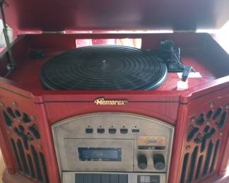 Vintage Memorex turn table/tape player