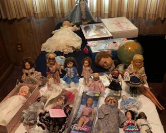 Many Dolls