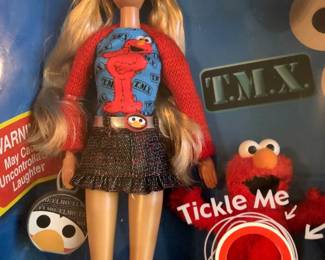 Barbie  - Tickle Me Elmo