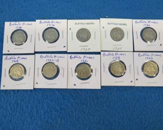 Lot 301. Ten Buffalo nickels.&nbsp; Dates as pictured.