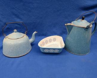 Lot 296. Three pieces of vintage blue enamelware