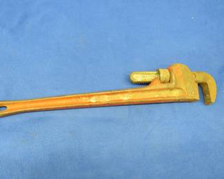 Lot 325. 24" pipe wrench