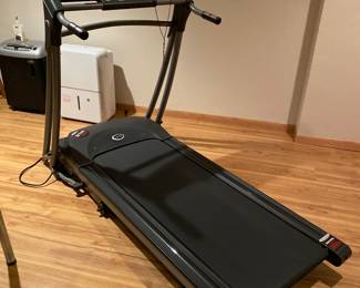Treadmill 