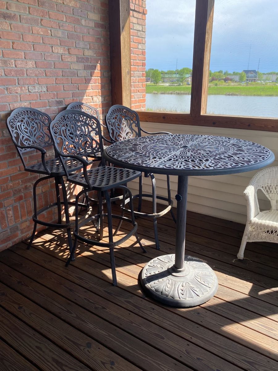 Tipton Trails Estate Sale in Bloomington, IL starts on 5/17/2024