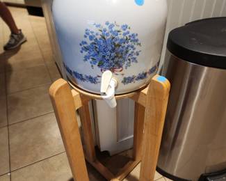 Vintage Drink Decanter with Base