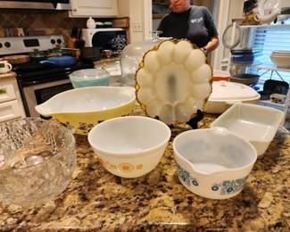 Pyrex Bowls - Egg Plate