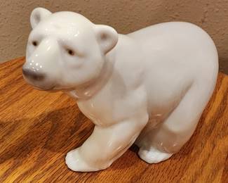 Llardo Polar Bear