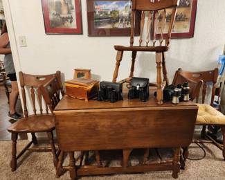Drop Leaf Vintage Table 5 Chairs