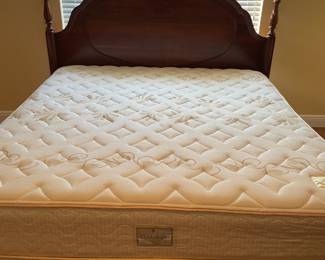 king bed excellent condition