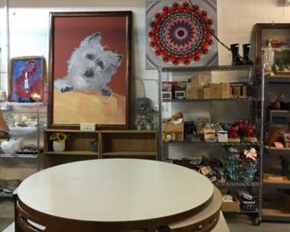 Art, furniture and more 