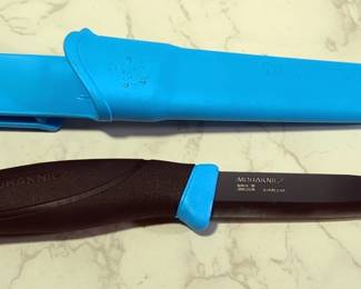 Moraknil Fixed Blade Knife, 4" Blade, In Sheath