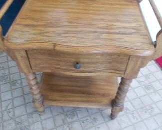 Reproduction wash stand
