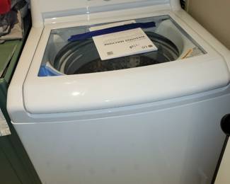 LG washer & dryer - under 1 year old