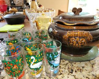 Pepsi 12 days of Christmas glass collection