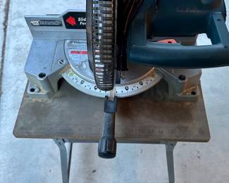 Black & Decker 10” Compound Miter Saw