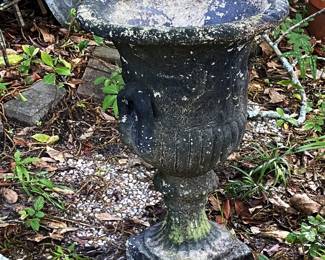 urns