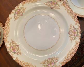 Noritake "Rosebud" china - 20 pieces